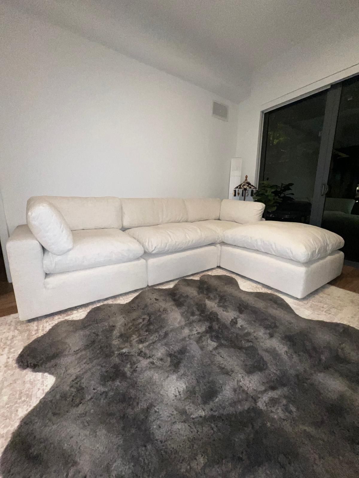 FREE DELIVERY NEW IN BOX CLOUD COLOR BEIGE 4pcs