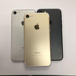 Apple iPhone 7 32gb unlocked , sold with store warranty and receipt | Each