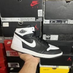 Jordan Black/White 1s size 11 VNDS 