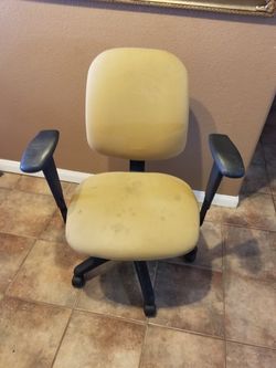 Desk chair