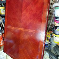 Acme Cherry Dinning Set