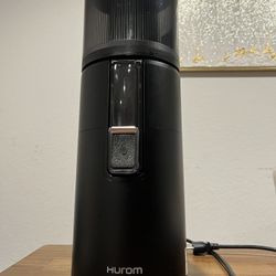 Hurom H400 Juicer
