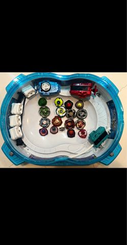 Hasbro Beyblade Metal Fusion Battle Stadium Lot w/ Launchers & Assorted Tops