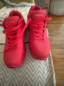 Skechers