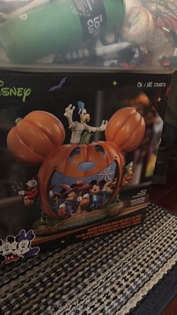 Disney ceramic Halloween Mickey and friends pumpkin light up