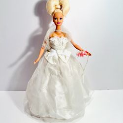 Vintage 1996 Dream Bride Wedding Barbie Doll Mattel with Stand!