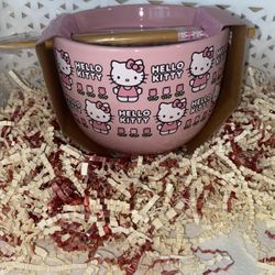Hello Kitty Bowl With Chapsticks 
