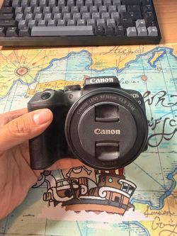Canon R10 mirrorless camera