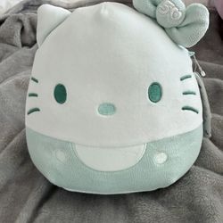 Squishmallows Hello Kitty