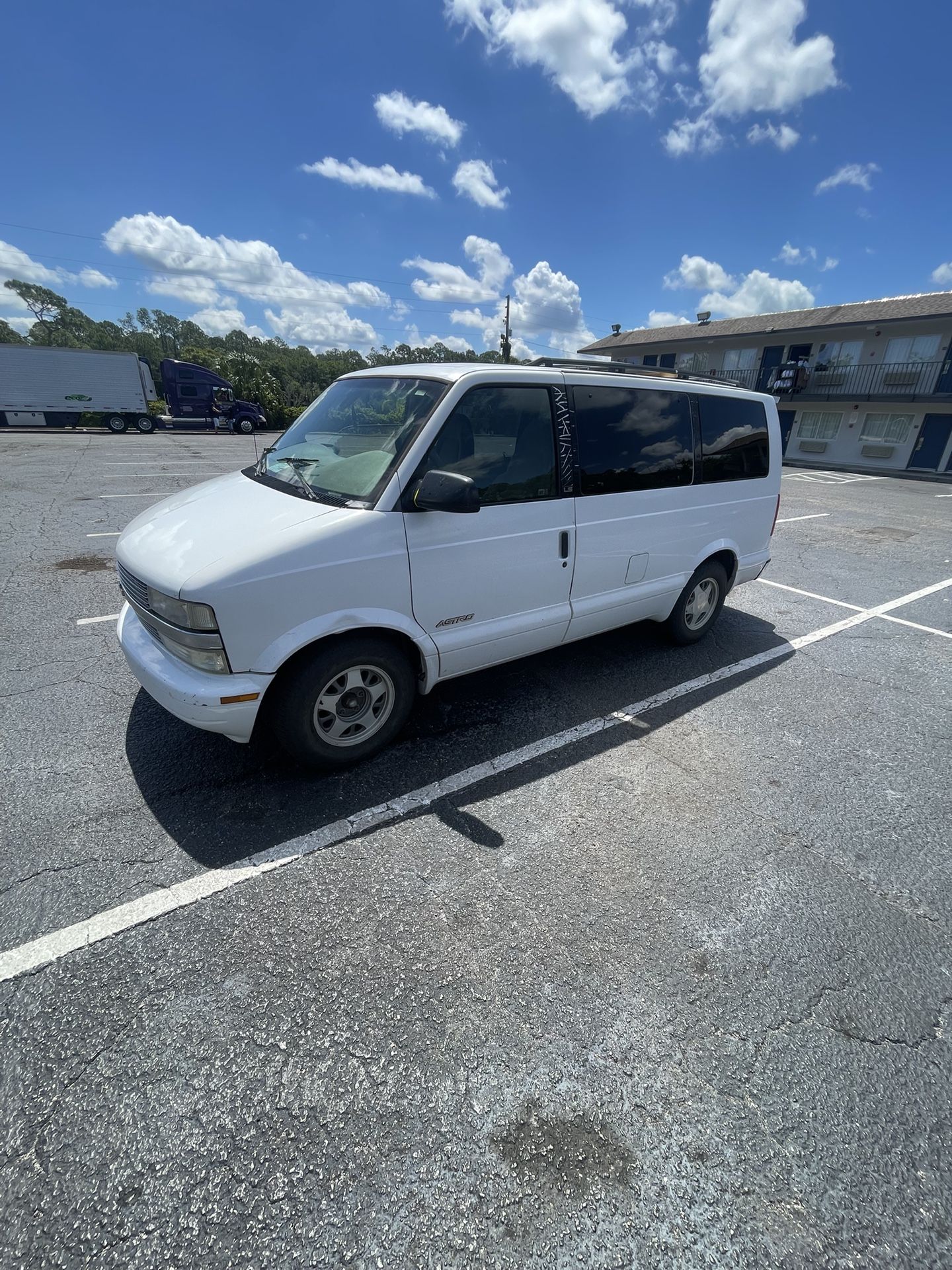 1999 Chevrolet Astro Van