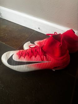 Size 9 Mercurials 2016 model