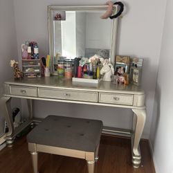 Makeup Vanity