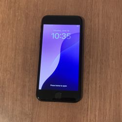iPhone SE 3rd Generation ( Unlocked) 64gb Black Color