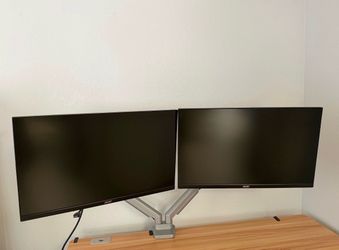 Dual Acer Monitors with Mount