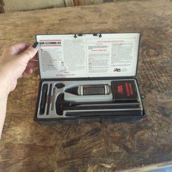 Gun Cleaning Kit
