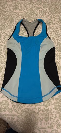 Blusa deportiva Lululemon size 2