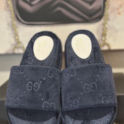 Gucci Woman’s Slides Size 7