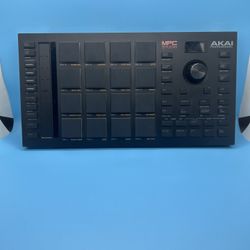 AKAI Pro Mpc Studio Beat Machine