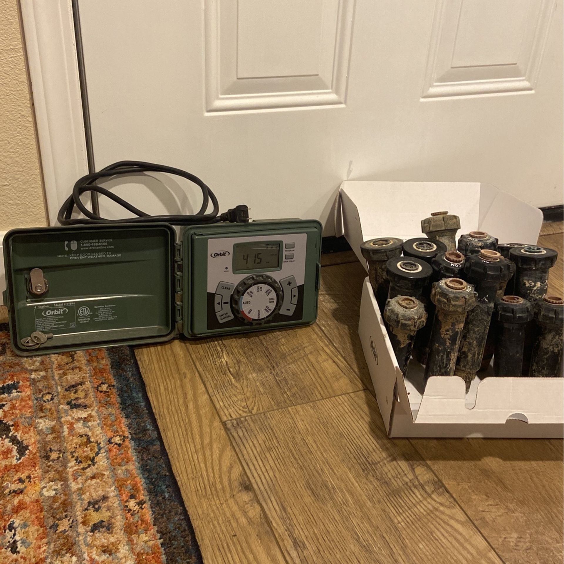 Orbit 4 Station Sprinkler Timer & Sprinkler Heads