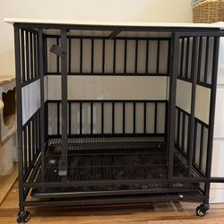 Furniture-style dog crate in great condition.