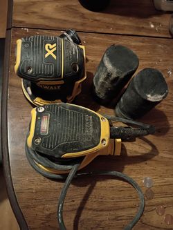 Lijadoras dewalt funcionando muy bien pero les falta los pads para las lijas