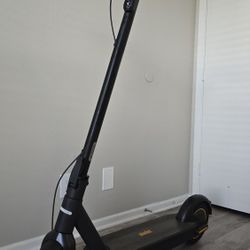 Segway Ninebot MAX G30P Electric Scooter