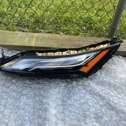 2021-2024 Nissan Rogue Headlight LED Turn Signal Light Lamp Left Driver Side Used Oem