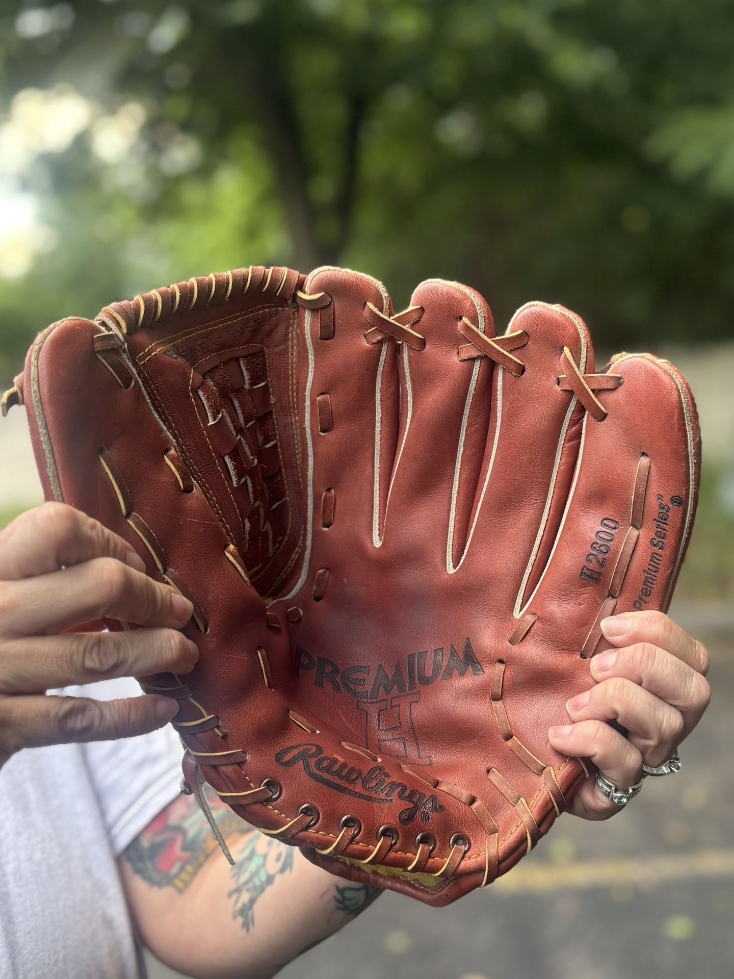 Vintage Rawlings Outfielder Glove
