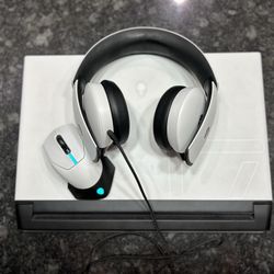 Alienware Laptop & Gaming Set 