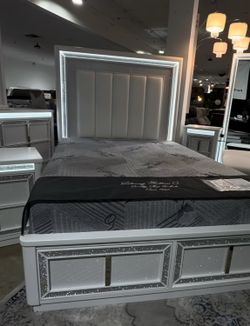 Bedroom set twin/full/queen/king/cal king same days delivery