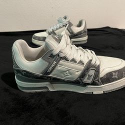 Louis Vuitton Trainer Monogram Denim Grey White