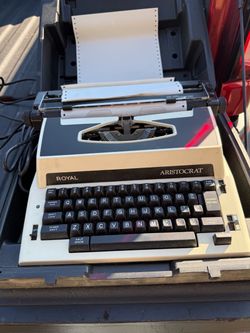 Royal Aristocrat Electric Typewriter with Case