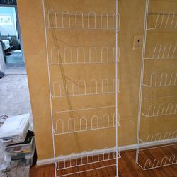 Wire Hanging Shoe Rack/Organizer 