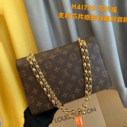 LOUIS VUITTON Louis Vuitton Victoire Shoulder Bag M41730 Monogram