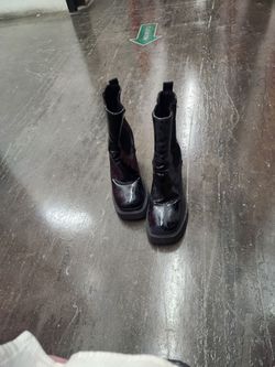 Chunky boots super comfy $10