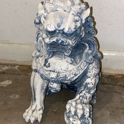 Chinese Foo Dog Statue