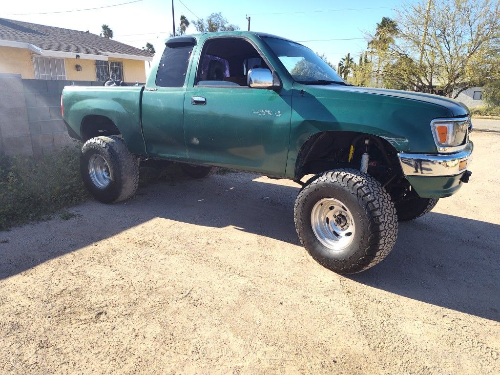 97 Toyota T-100 For Sale Ac N Heater Both WK , Lifted With Wheels , After Market Headers Cold Air Intake , And Axels