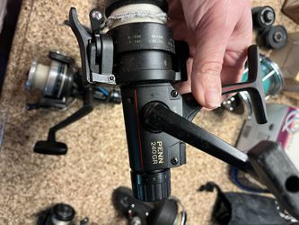 Vintage Penn 240 GR Spinning Reel