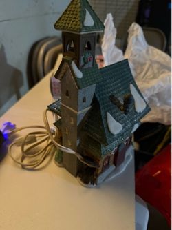 Department 56 North Pole Chapel