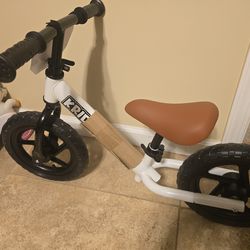 Kriddo balancing bike