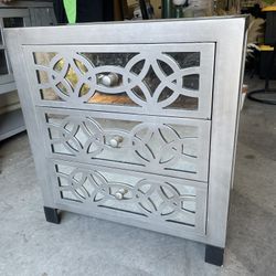 Mirrored nightstand(1)