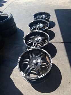 Set of Rims 22"/9.5 Square...used