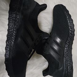 Men's Adidas Ultraboost 5.0 DNA shoes size 10.5