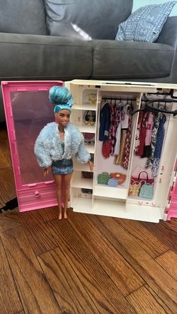 Barbie Doll with Dream Closet Playset