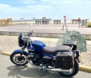 Moto Guzzi V7 Special 850