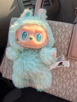 Labubu Open to reveal or New