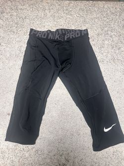 black nike 3/4 compression pants 