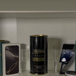 Perfumes/Colognes