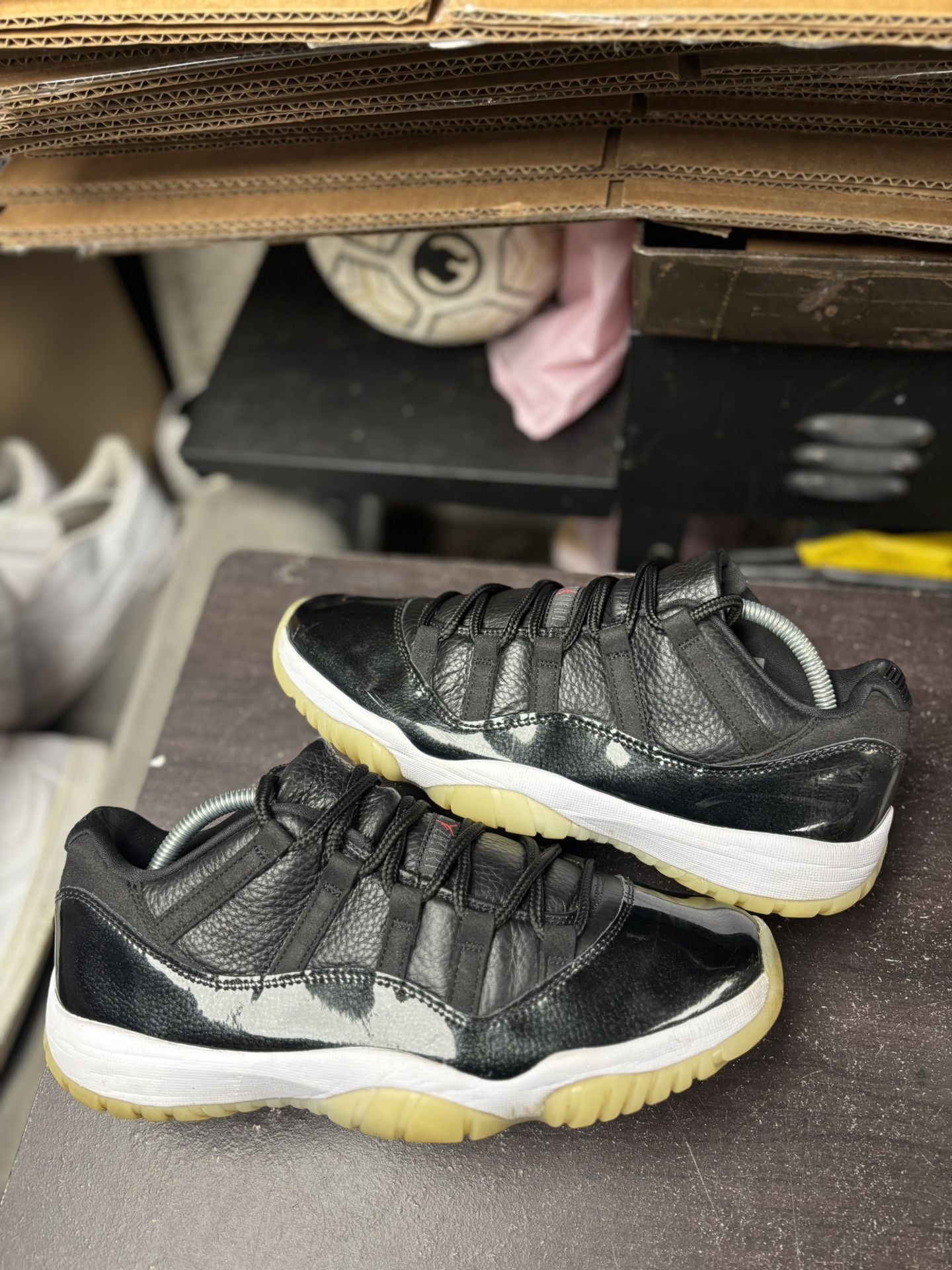 Air Jordan 11 Low 72-10