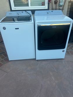 Maytag washer & Dryer